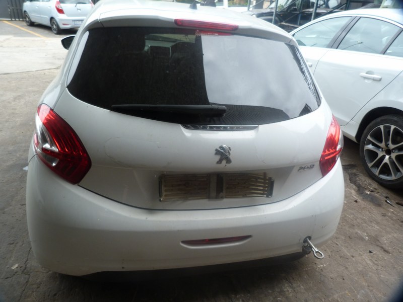 Peugeot 208 1.1 VTi Manual 10B - 2015 SPARESBOYZ STRIPPING FOR SPARES - Private Seller Peugeot 208 1.1 VTi Manual 10B - 2015 SPARESBOYZ STRIPPING FOR SPARES - Private Seller