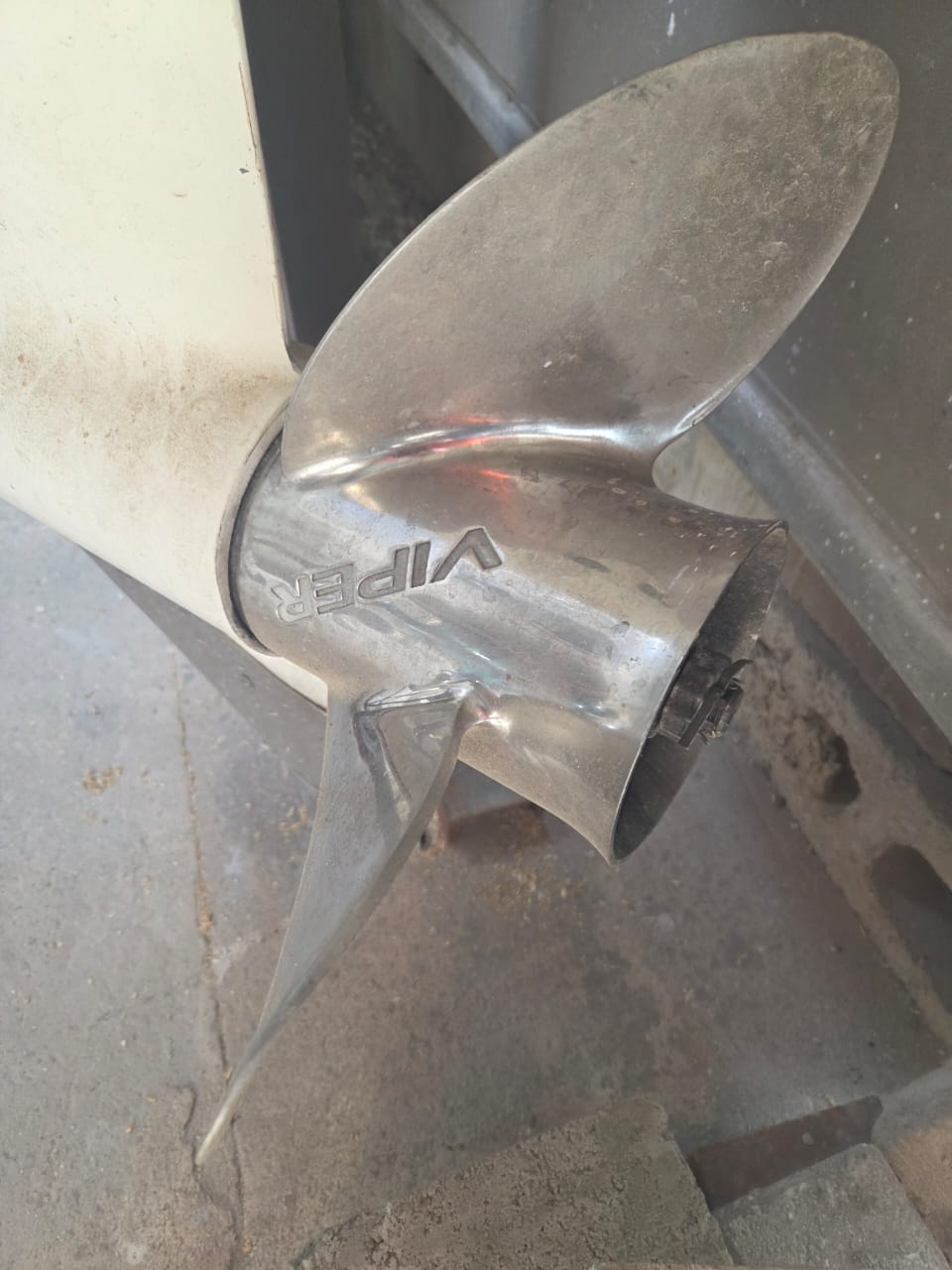 Evinrude 130hp etec spares
