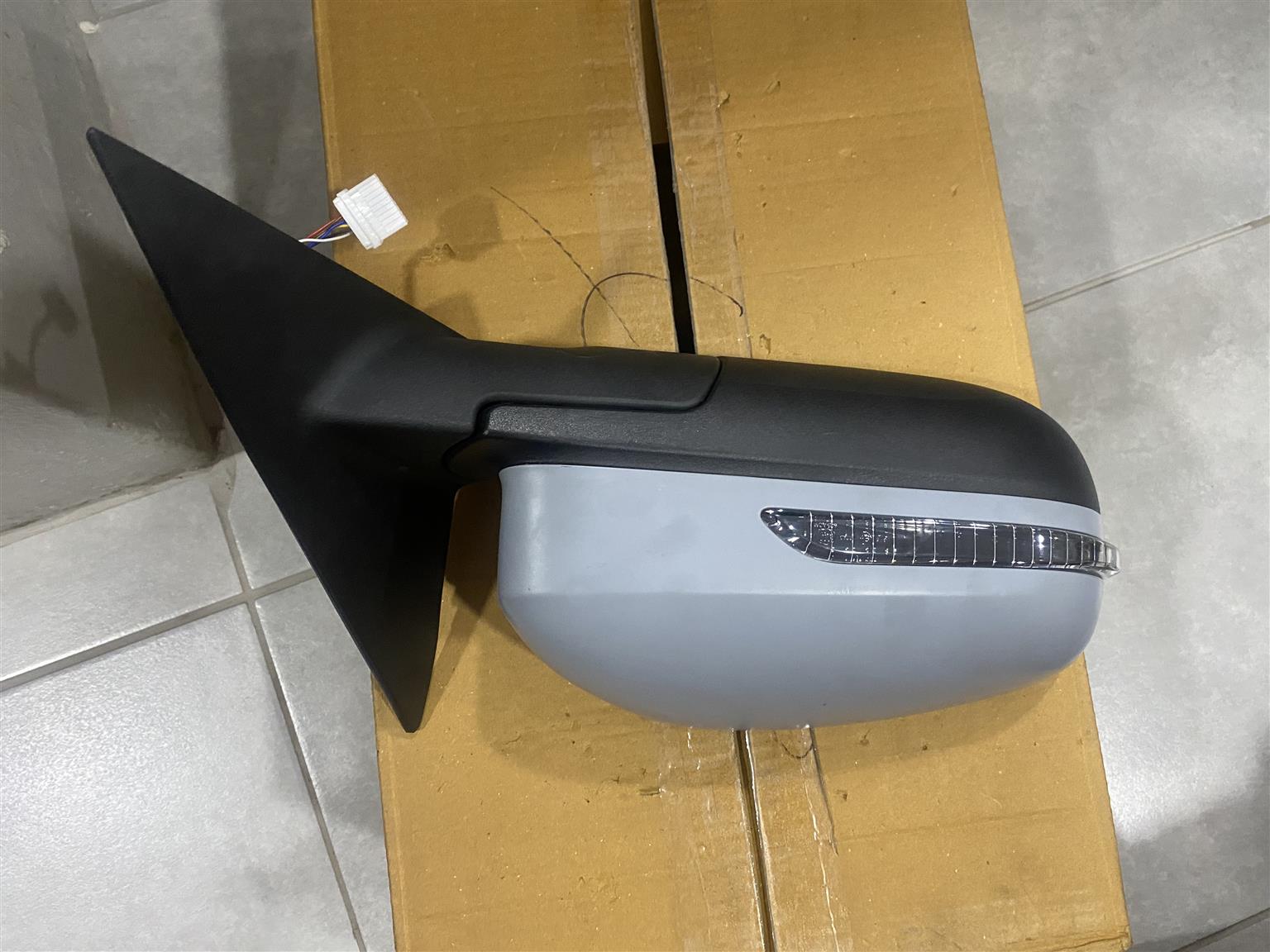 2024 CHERY TIGGO 4 PRO ELECTRONIC DOOR MIRROR RIGHT SIDE FOR SALE. - Private Seller 2024 CHERY TIGGO 4 PRO ELECTRONIC DOOR MIRROR RIGHT SIDE FOR SALE. - Private Seller