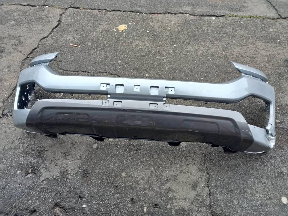 Toyota Rav4 Front Bumper - Private Seller Toyota Rav4 Front Bumper - Private Seller