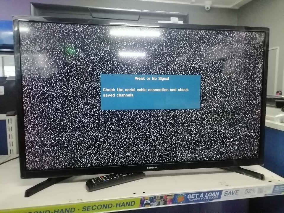 SAMSUNG 32" NON SMART TV