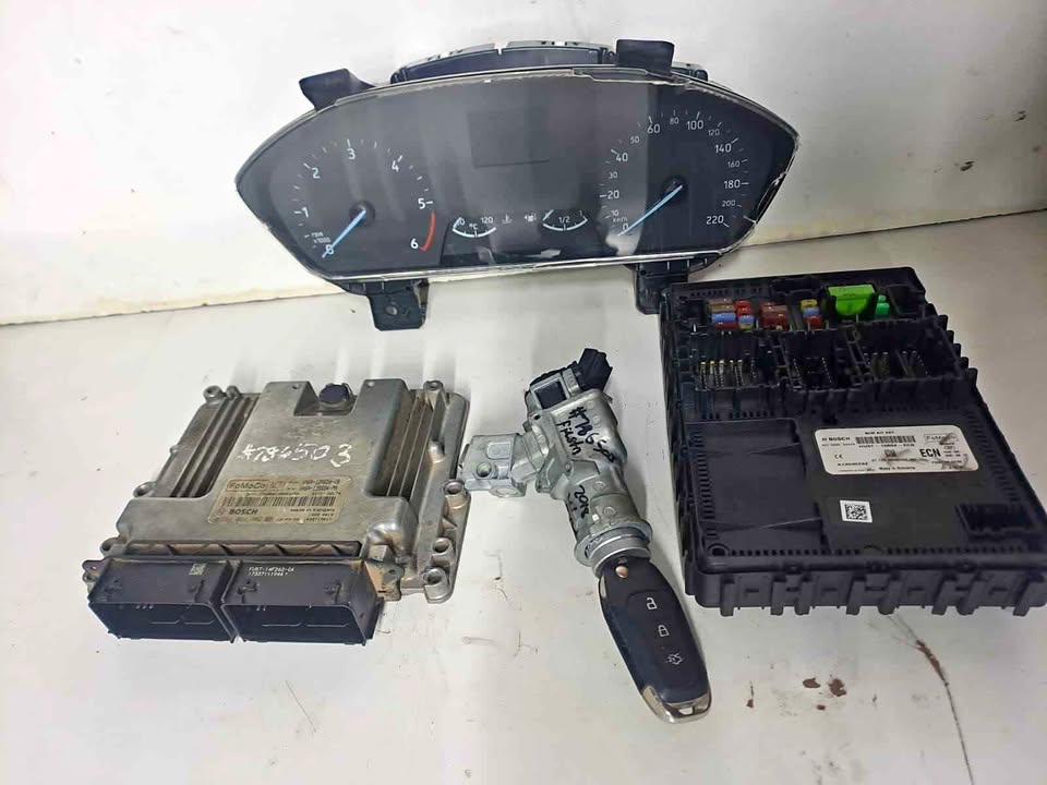 Ford Fiesta 1.5 TDCI 2018 Lockset Manual - Private Seller Ford Fiesta 1.5 TDCI 2018 Lockset Manual - Private Seller