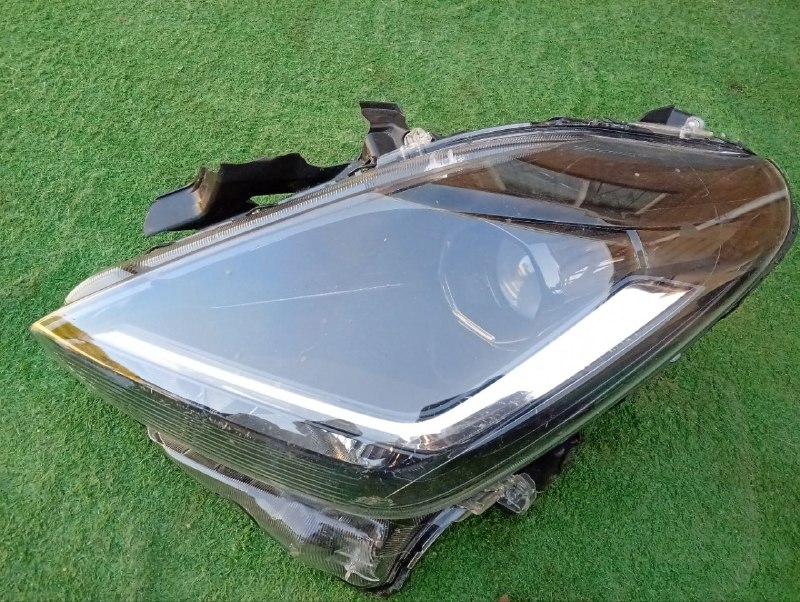 2025/2026 Suzuki swift light xenon Left - Private Seller 2025/2026 Suzuki swift light xenon Left - Private Seller