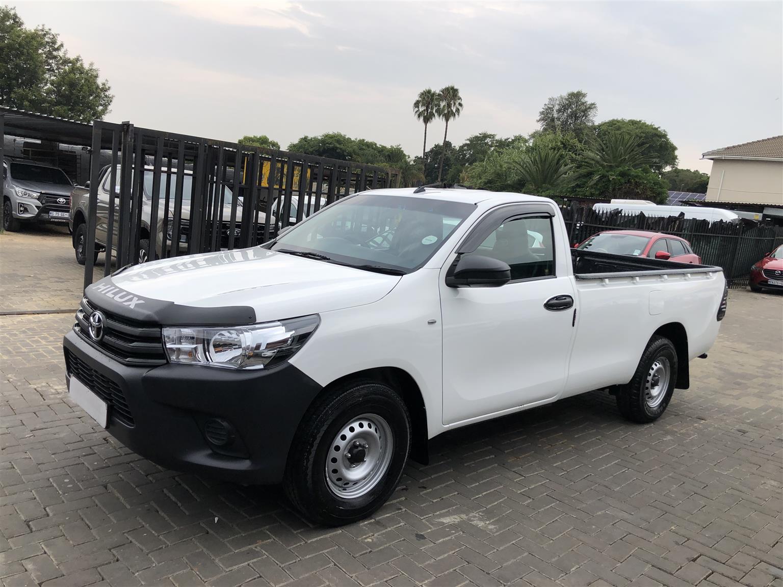 Used 2017 Toyota Hilux 2.4GD S (aircon) - Private Seller Used 2017 Toyota Hilux 2.4GD S (aircon) - Private Seller