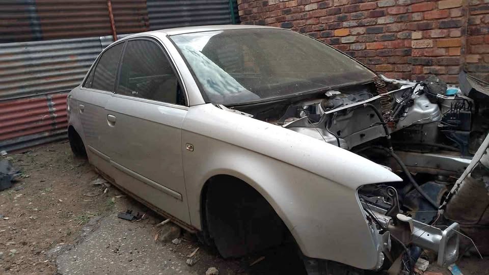 Audi A4 b7 S-line Stripping For Spares @ JJ's Automotive Supplies