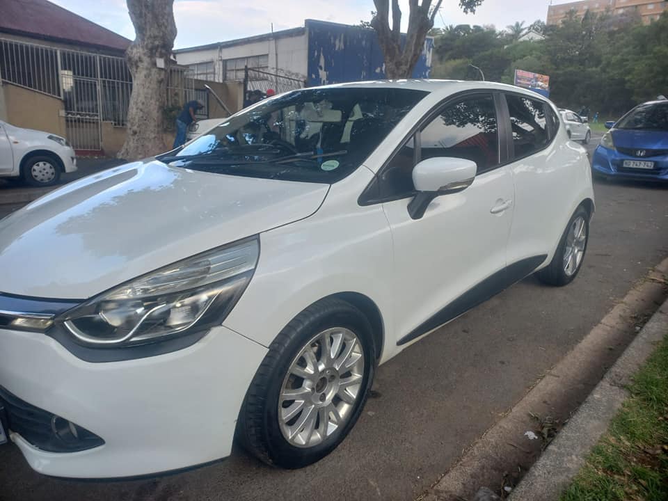 2014 RENAULT CLIO 4 1.0 PETROL, MANUAL, WHITE COLOR, MILEAGE 145000KMS