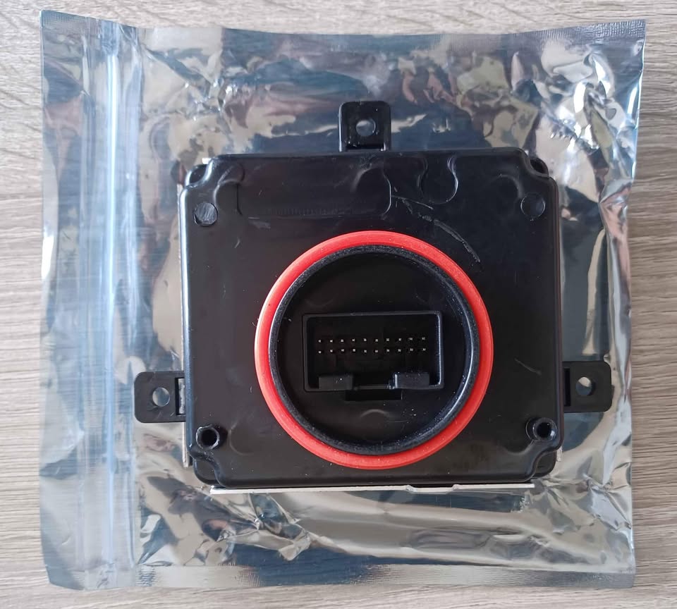 Audi Q3, Q5, A4 A5 A6 A8  LED DRL control unit ballast - 4G0907697D - Private Seller