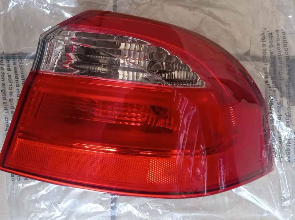 Kia rio 2012- right hand side outer taillight Kia rio 2012- right hand side outer taillight