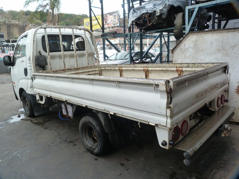 Kia K2700 2.7D 1.3 Ton Workhorse Manual White - 2007 STRIPPING FOR SPARES - Private Seller Kia K2700 2.7D 1.3 Ton Workhorse Manual White - 2007 STRIPPING FOR SPARES - Private Seller