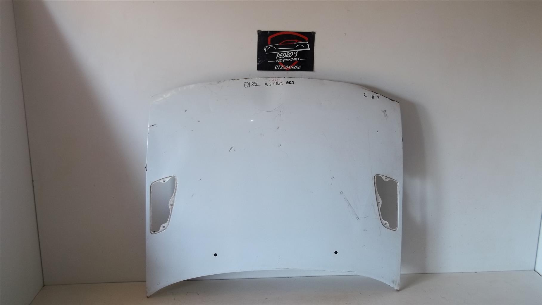Opel Astra H Bonnet - Private Seller Opel Astra H Bonnet - Private Seller