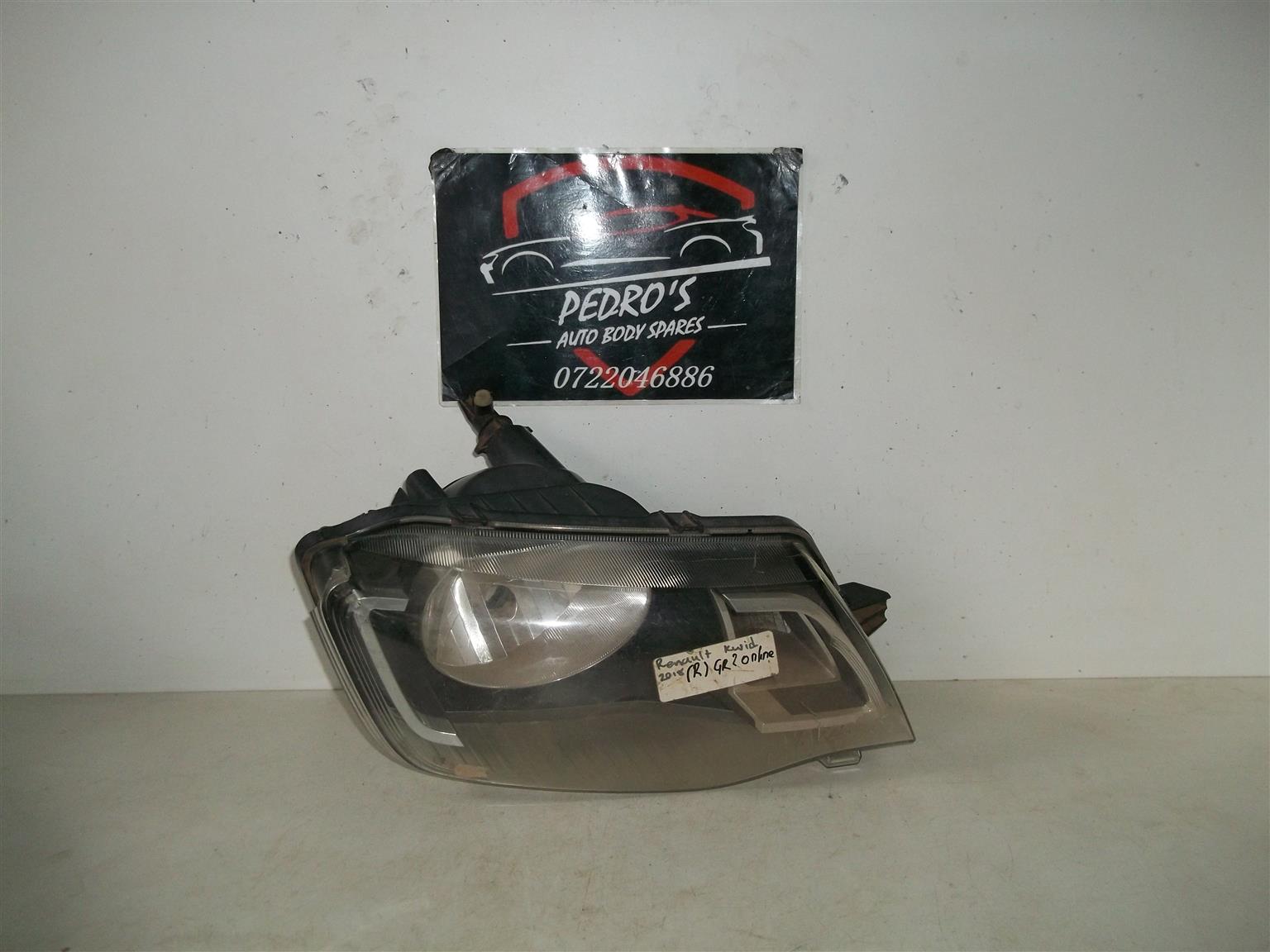 Renault Kwid '18 right headlights - Private Seller Renault Kwid '18 right headlights - Private Seller