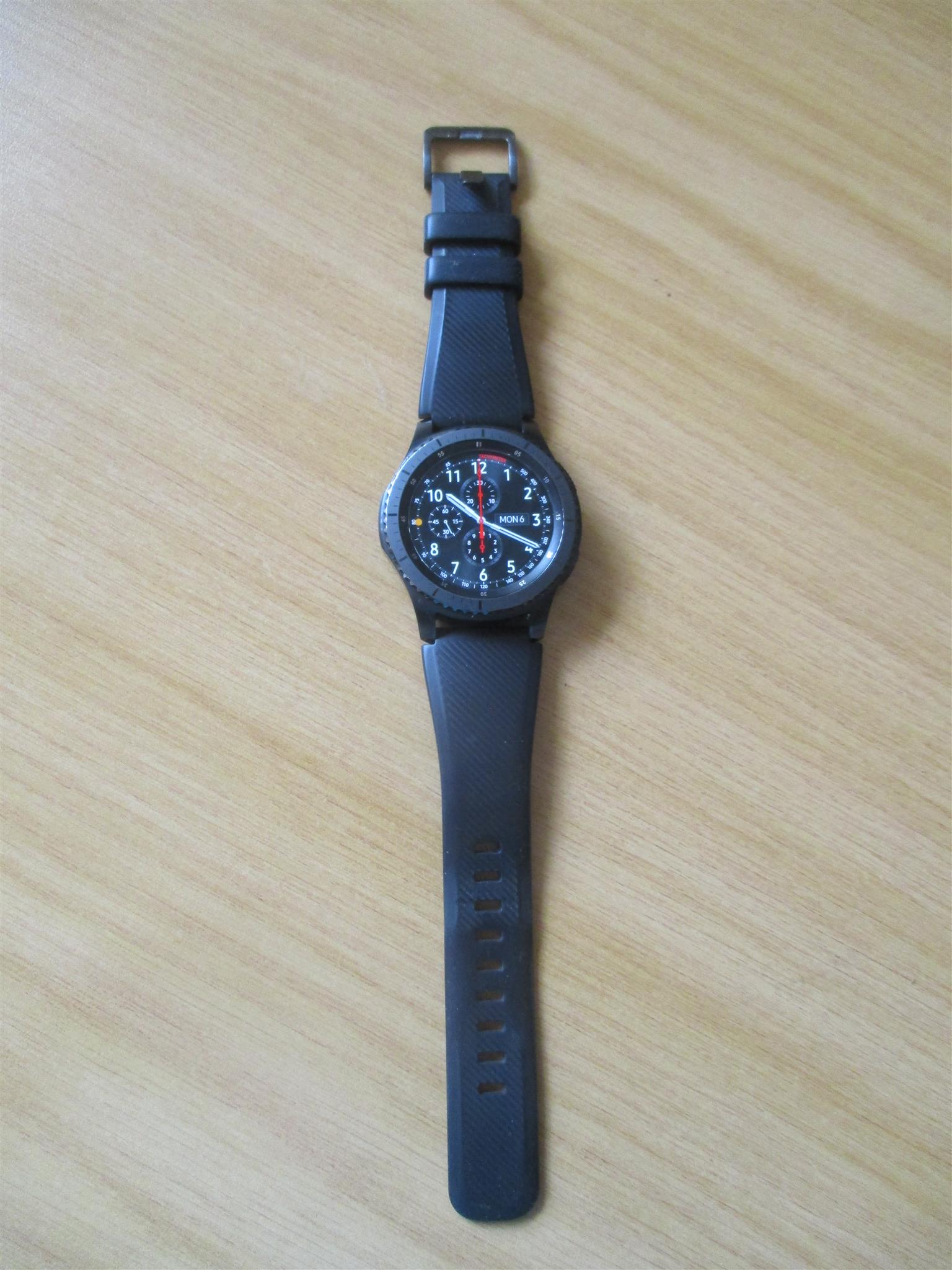 Samsung Frontier S3 Gear watch