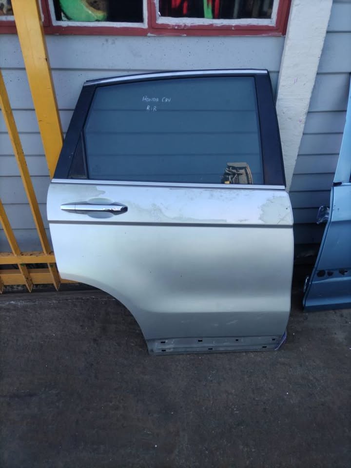 Honda CR-V doors for sale - Private Seller Honda CR-V doors for sale - Private Seller