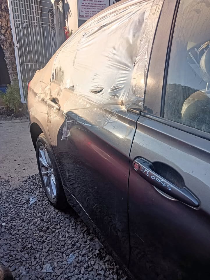 2012 BWM F30 320i STRPPING FOR SPARES