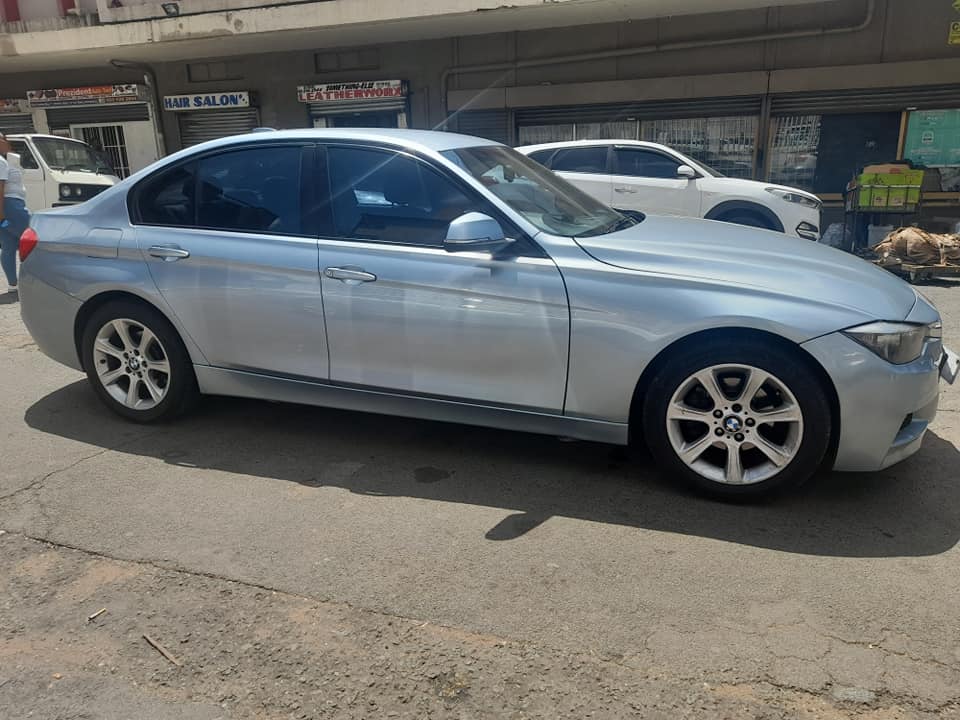 2013 BWM 3 series 320i Manual  Available Call Leon on
