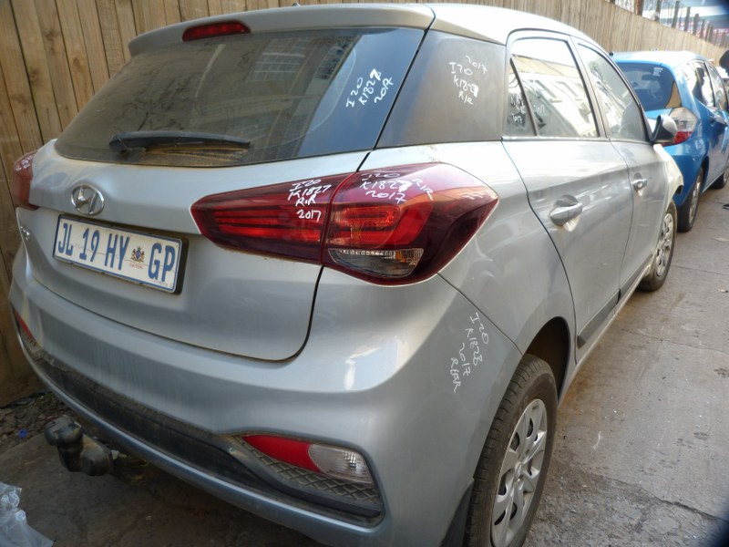 STRIPPING Hyundai i20 1.2 Manual - 2017 - Private Seller STRIPPING Hyundai i20 1.2 Manual - 2017 - Private Seller