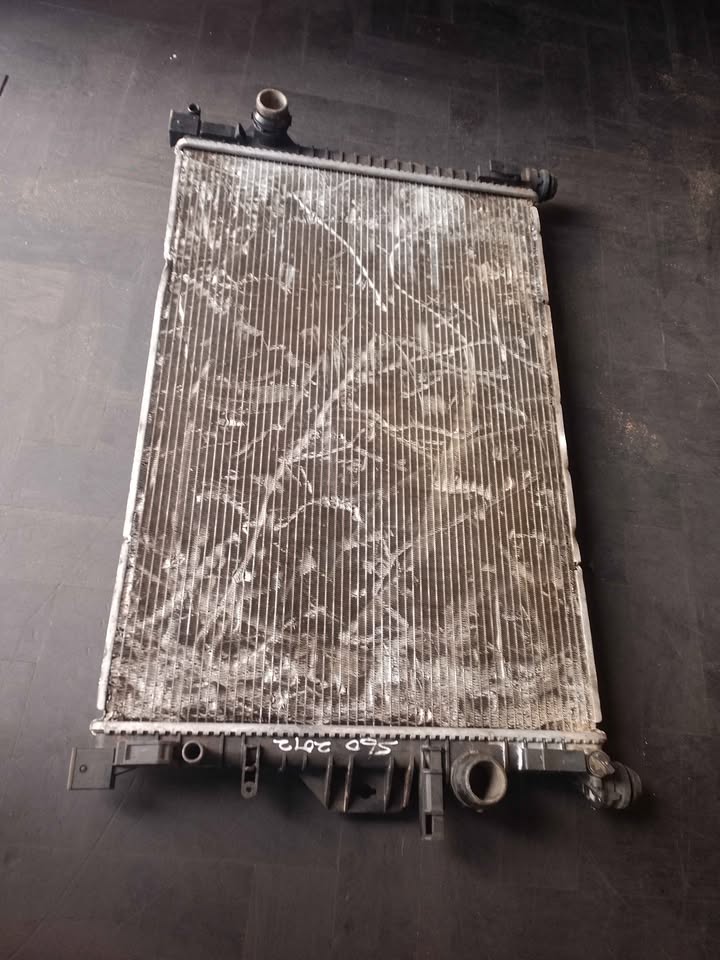 VOLVO S60 2012 AUTOMATIC RADIATOR AVAILABLE - Private Seller VOLVO S60 2012 AUTOMATIC RADIATOR AVAILABLE - Private Seller