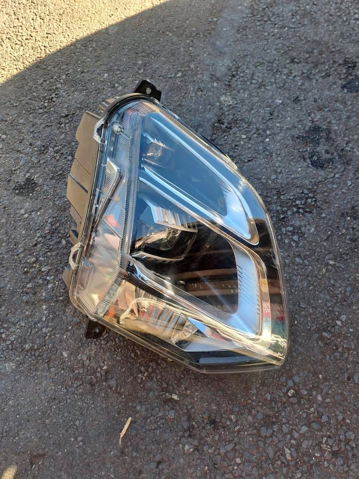 2020 - 2025 Chery Omoda LED HEADLIGHT RIGHT HAND SIDE - Private Seller 2020 - 2025 Chery Omoda LED HEADLIGHT RIGHT HAND SIDE - Private Seller