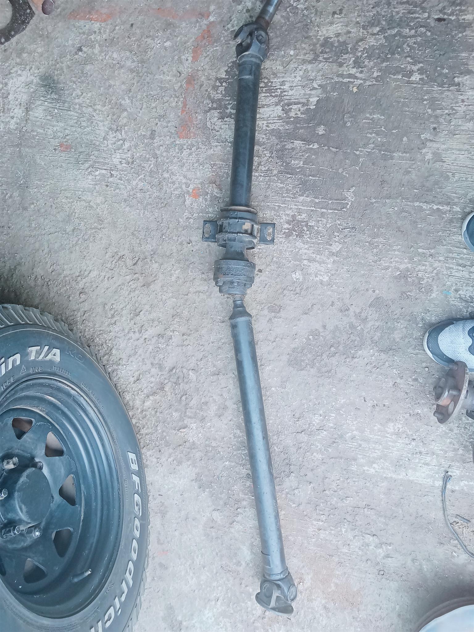 Ford V6 propshaft - Private Seller Ford V6 propshaft - Private Seller