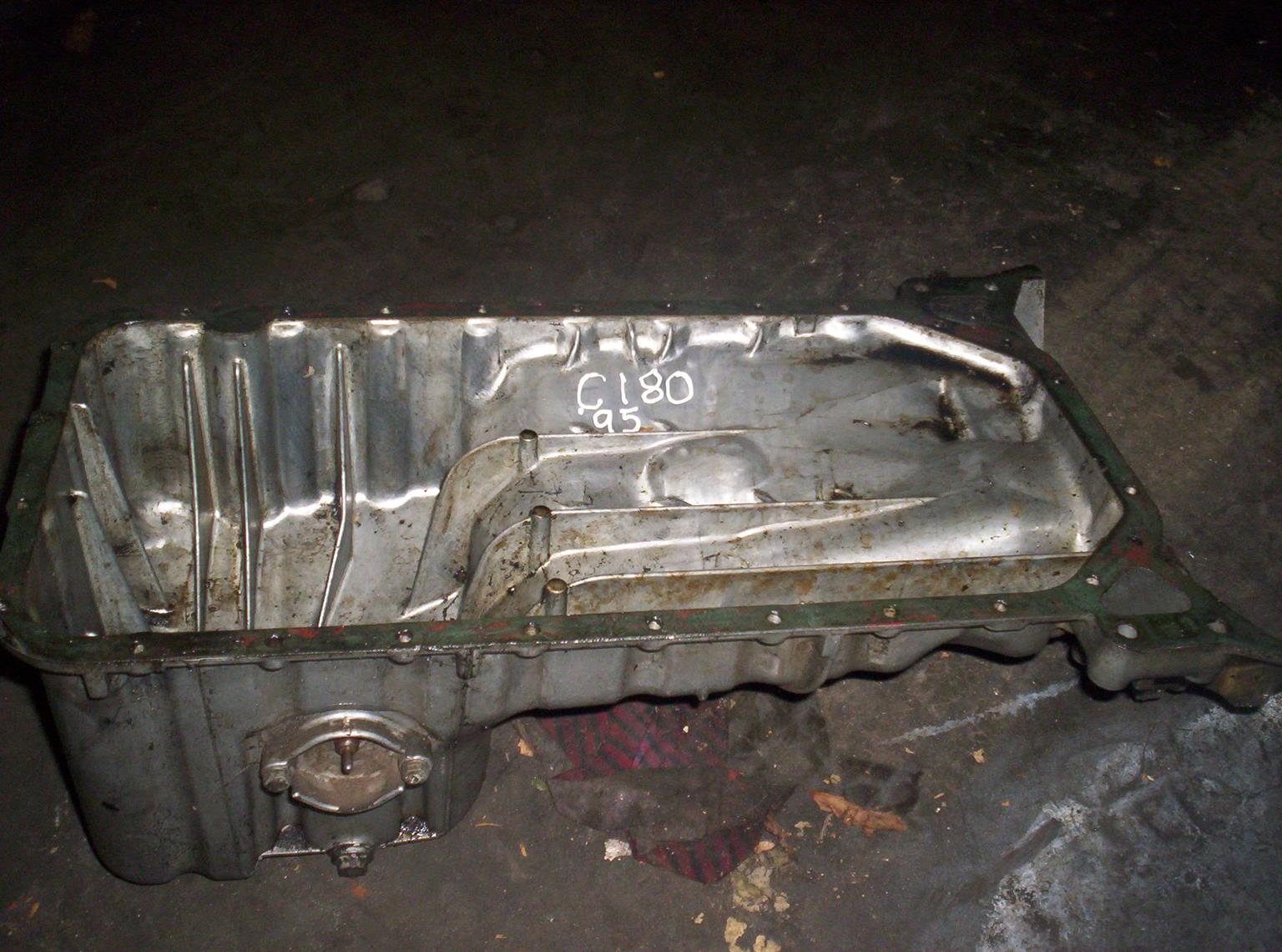 Mercedes c180 m111 cylinder head - Private Seller