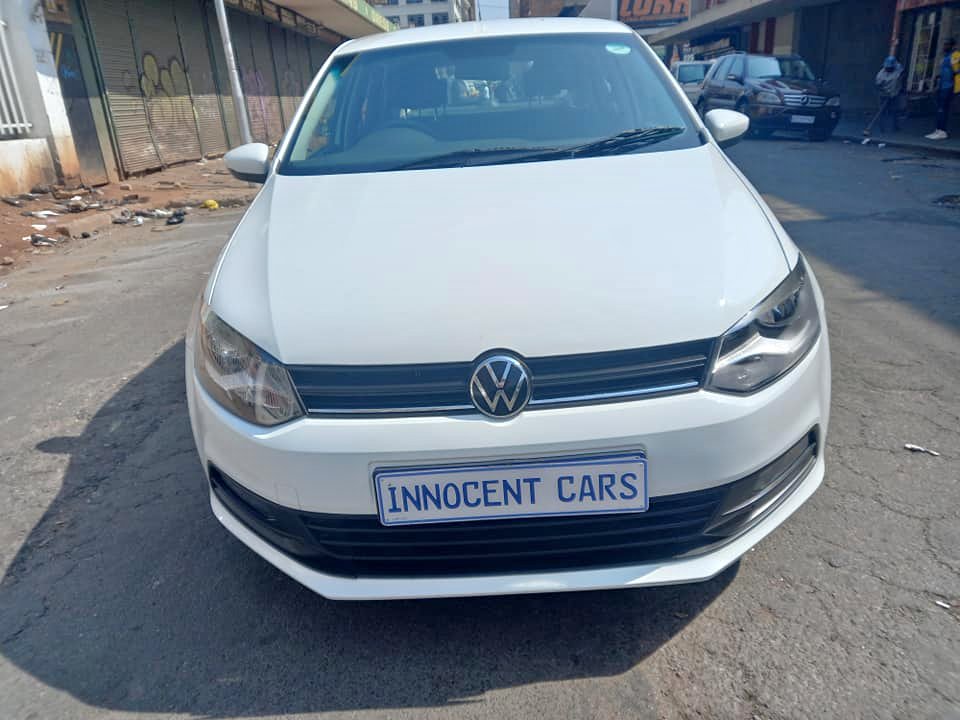 2023 VW POLO VIVO 1.4 PETROL, MANUAL TRANSMISSION, WHITE COLOUR, MILEAGE 20000KM