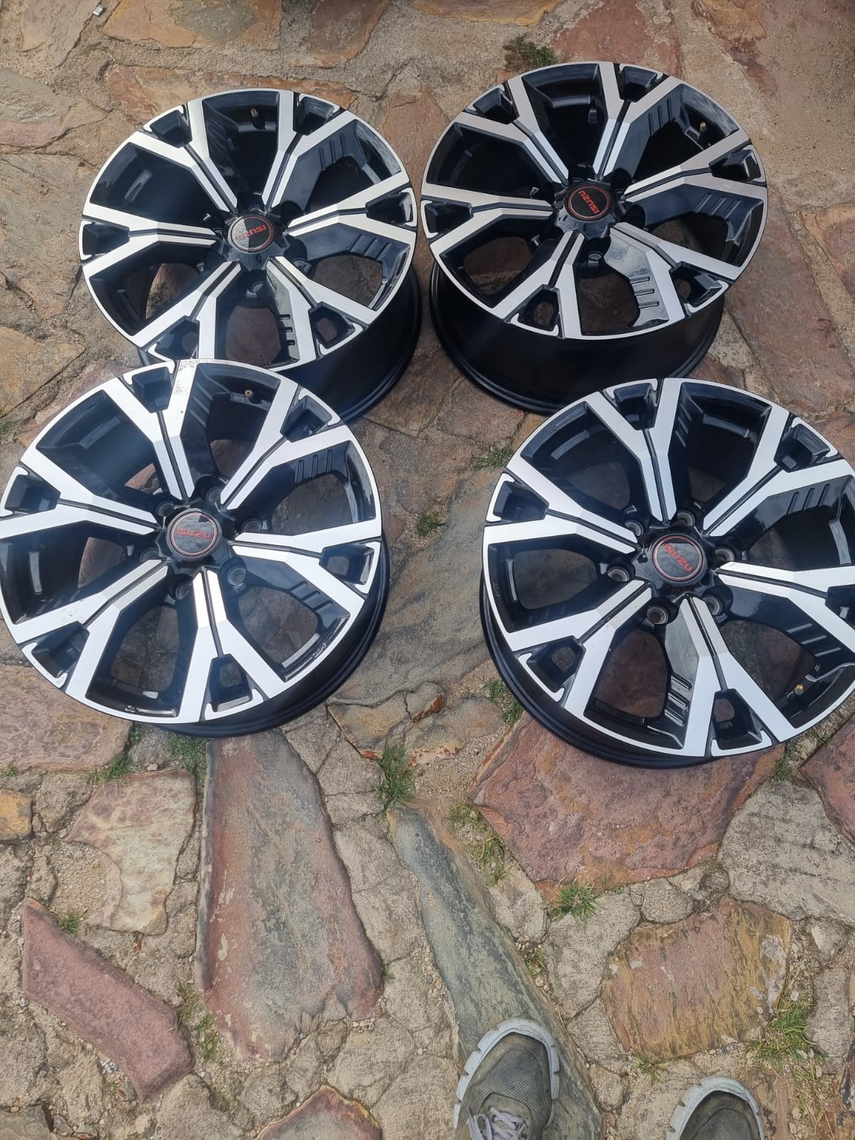A set of 18inch new generation Isuzu mags . Will only fit latest Isuzu and Ford - Private Seller A set of 18inch new generation Isuzu mags . Will only fit latest Isuzu and Ford - Private Seller