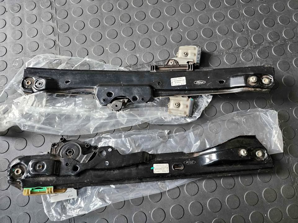 FORD ECOSPORT WINDOW MECHANISM - OEM  2011- CURRENT - Private Seller