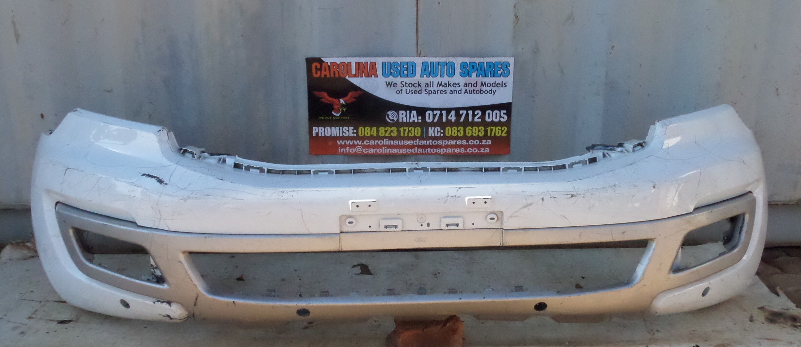 Ford Everest T8 front bumper with bumper trimming(2020-2024) - Private Seller Ford Everest T8 front bumper with bumper trimming(2020-2024) - Private Seller