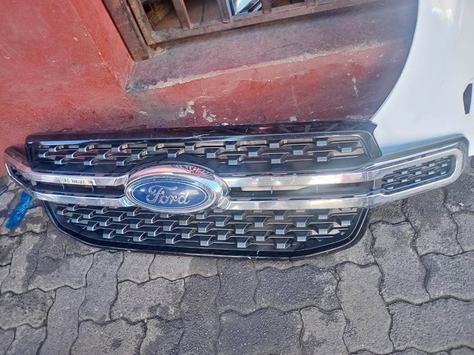 Ford Ranger T9 grille - Private Seller Ford Ranger T9 grille - Private Seller