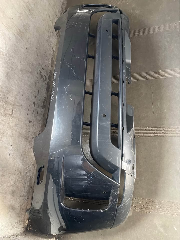Range Rover Discovery front bumper