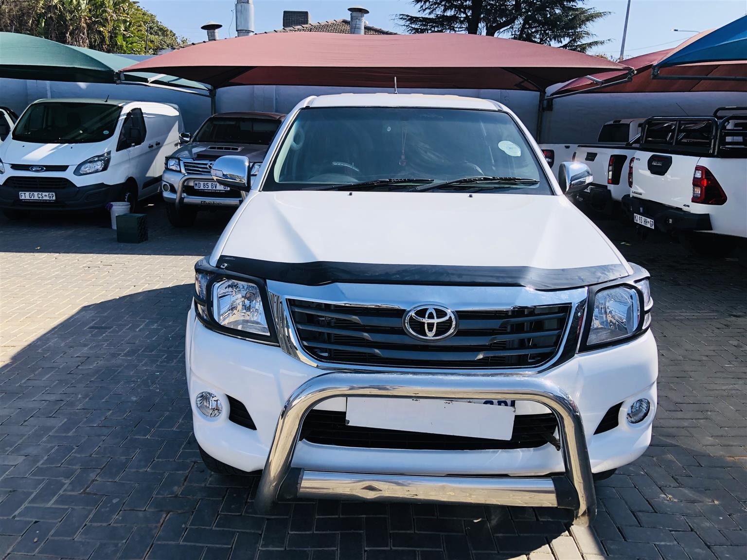 Used 2014 Toyota Hilux 2.5D-4D double cab 4x4 SRX - Private Seller Used 2014 Toyota Hilux 2.5D-4D double cab 4x4 SRX - Private Seller