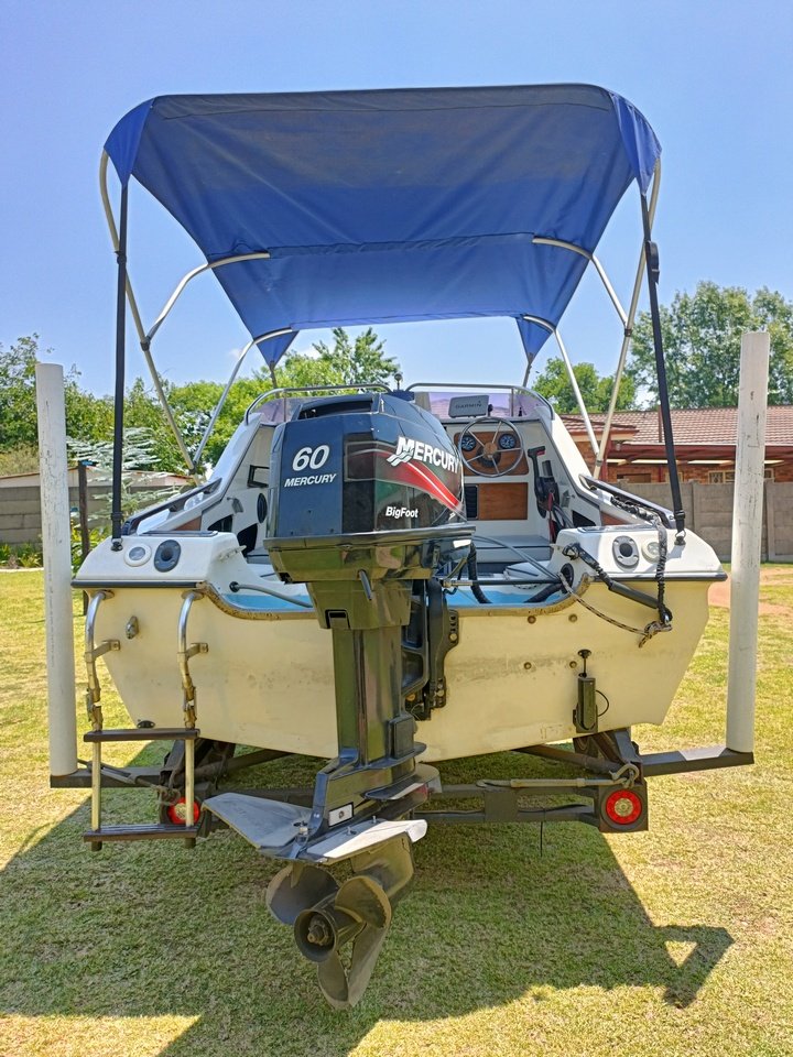 BEAUTIFUL INTERCEPTOR 160 WITH 60Hp MERCURY BIGFOOT MOTOR AND EXTRAS ...