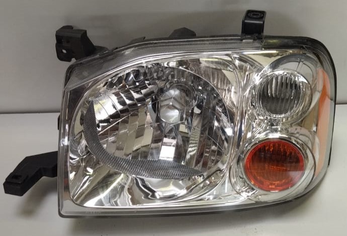 Nissan NP300 LS Headlight