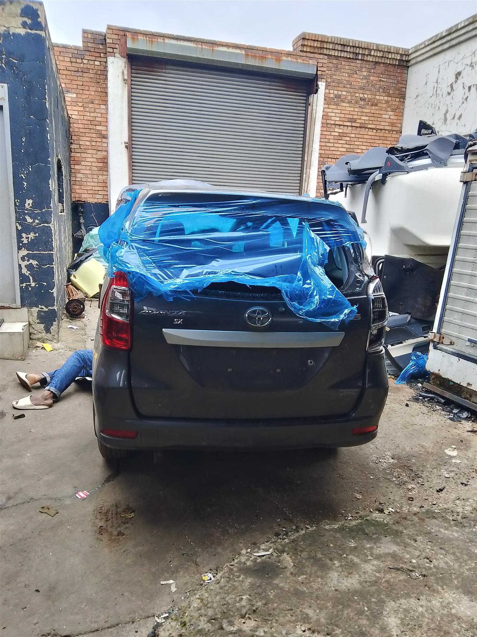 Toyota Avanza for stripping for spares - Private Seller