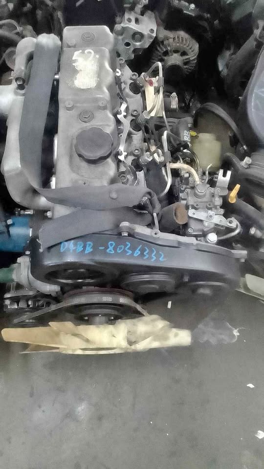 HYUNDAI D4BB COMPLETE ENGINE FOR SALE - Private Seller HYUNDAI D4BB COMPLETE ENGINE FOR SALE - Private Seller