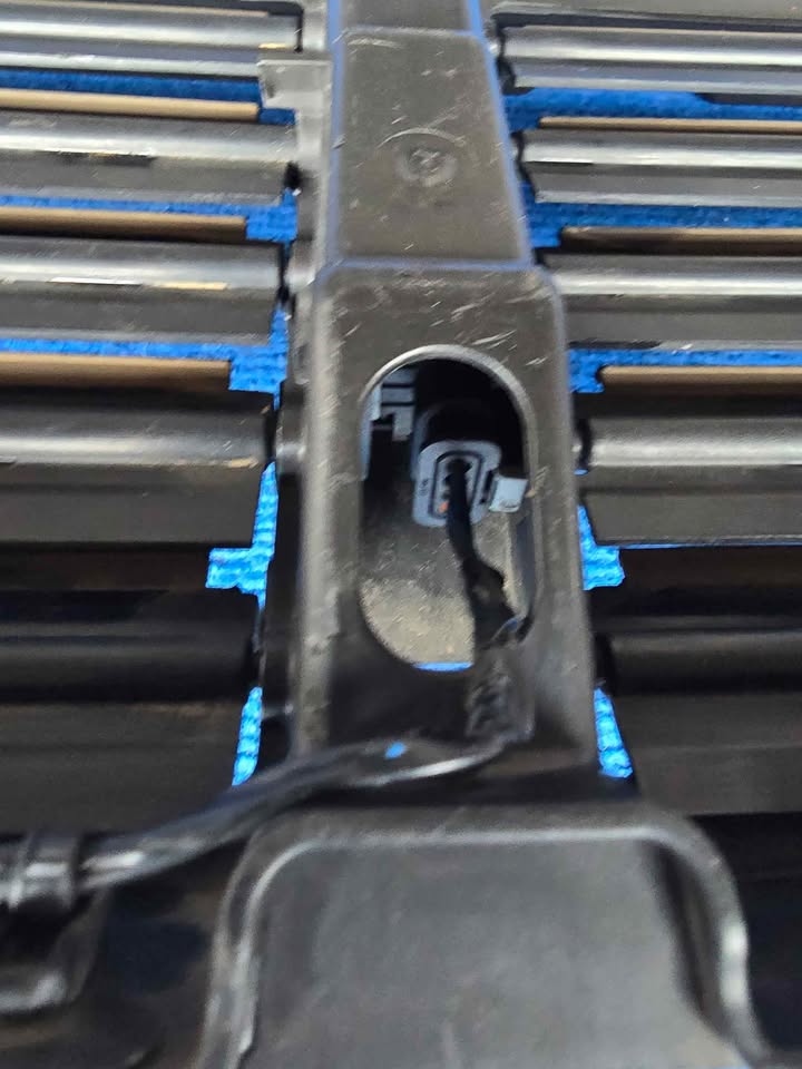 Range Rover Sport Air Flow Deflector - Private Seller