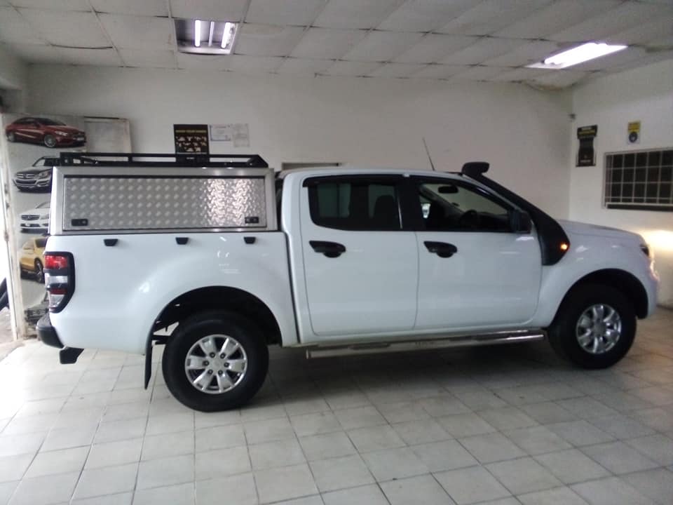 2016 FORD RANGER 2.2XLS DOUBLE CAB MANUAL WHITE WITH CANOPY 105000km