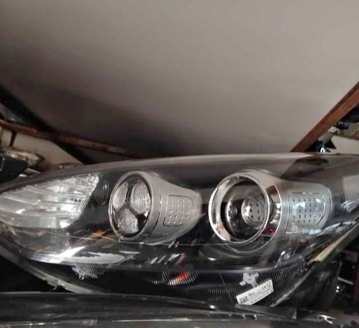 Kia picanto Headlight Sportage L/H for sale - Private Seller Kia picanto Headlight Sportage L/H for sale - Private Seller