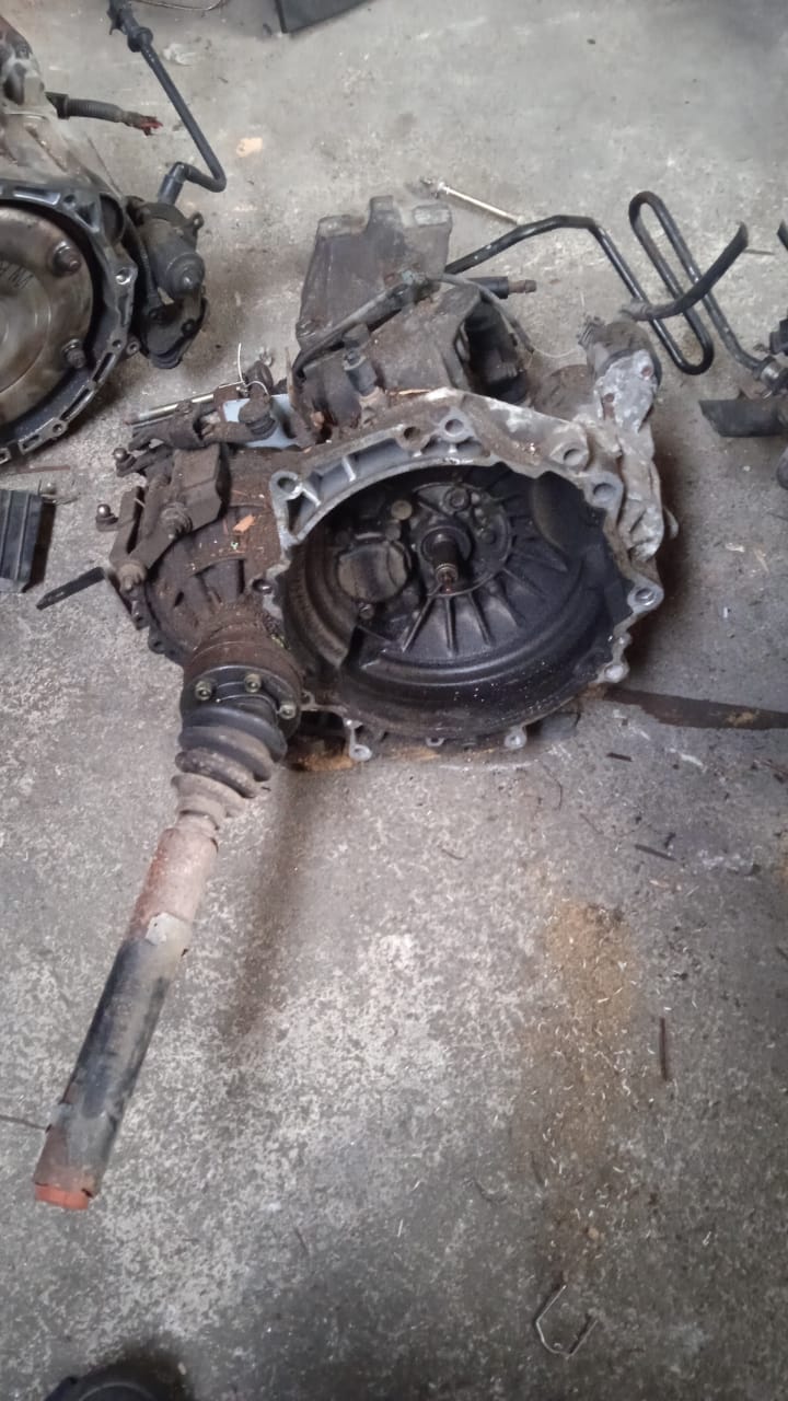 VW AKL MANUAL GEARBOX - Private Seller VW AKL MANUAL GEARBOX - Private Seller