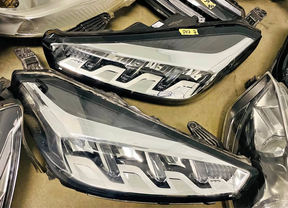 Chery Tiggo 7 Pro LED HEADLIGHTS - Private Seller Chery Tiggo 7 Pro LED HEADLIGHTS - Private Seller