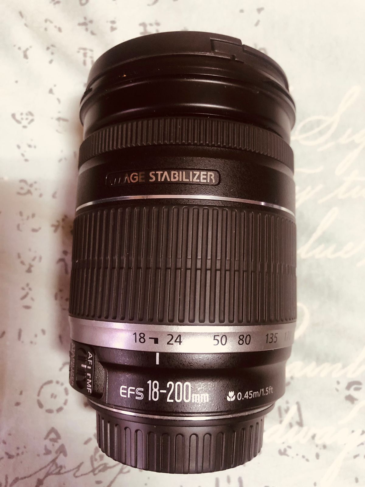 Canon EF-S 18-200mm f/3.5-5.6 IS Lens