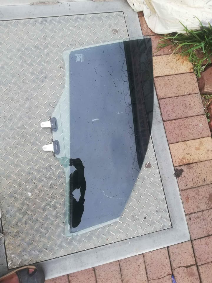 Suzuki celerio right front door mirror - Private Seller Suzuki celerio right front door mirror - Private Seller