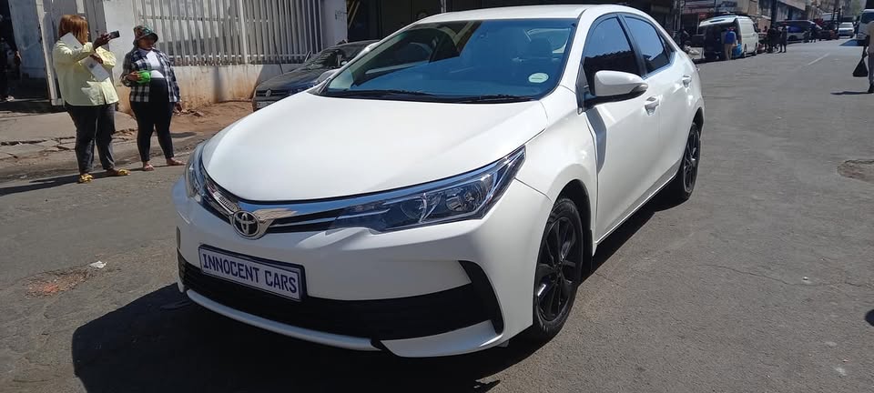 2014 MODEL TOYOTA PRESTIGE 1.8 MANUAL WHITE COLOUR 129000KM CLOTHE SEATS