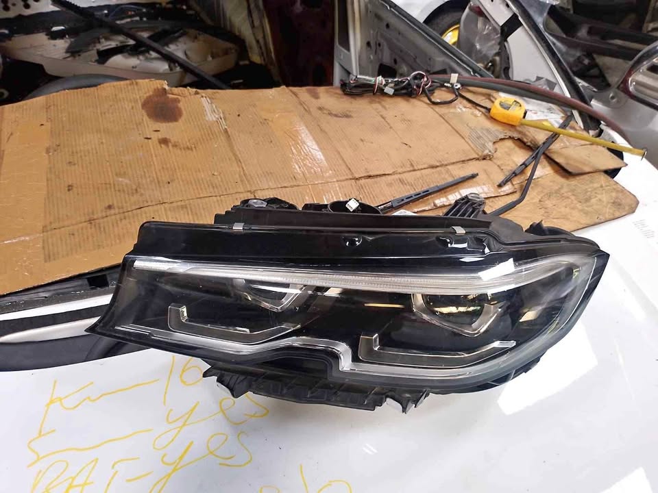 BMW G20 headlight - Private Seller BMW G20 headlight - Private Seller