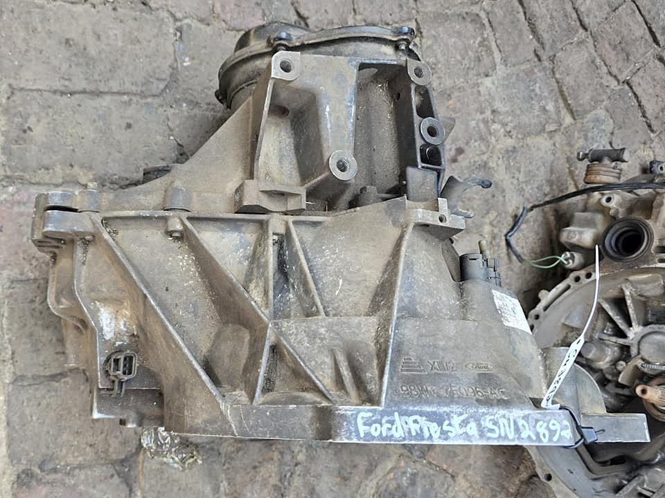 2005-2007 Ford Fiesta 1.4 Gearbox For Sale - Private Seller 2005-2007 Ford Fiesta 1.4 Gearbox For Sale - Private Seller