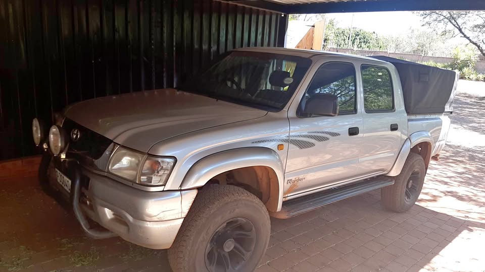 Hilux 2700. 2003 DC for sale