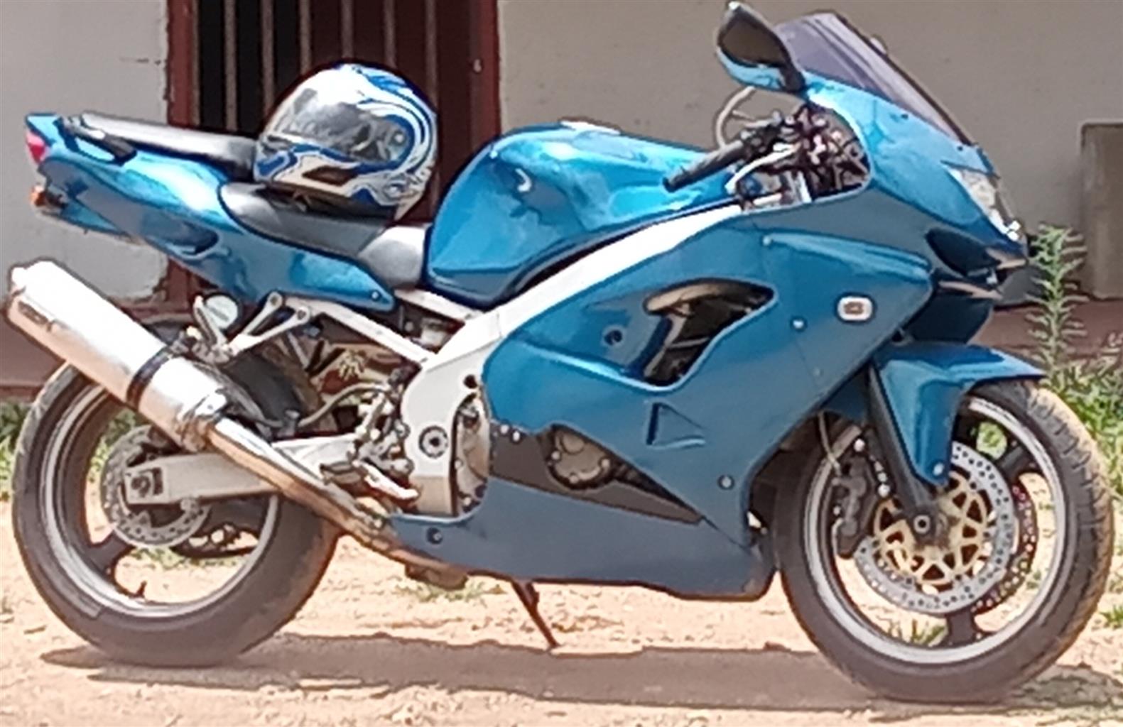 Kawasaki zx9r | Junk Mail Marketplace