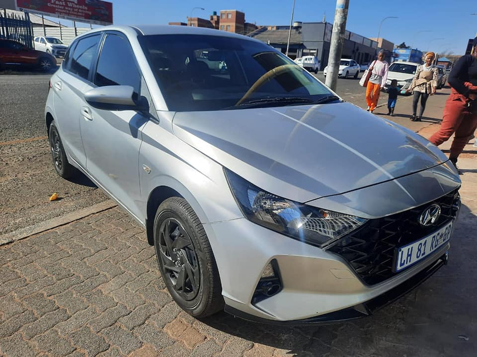 2023 Hyundai i20 1.0 Hatchback with a Nice interior seat and Reserve Camera