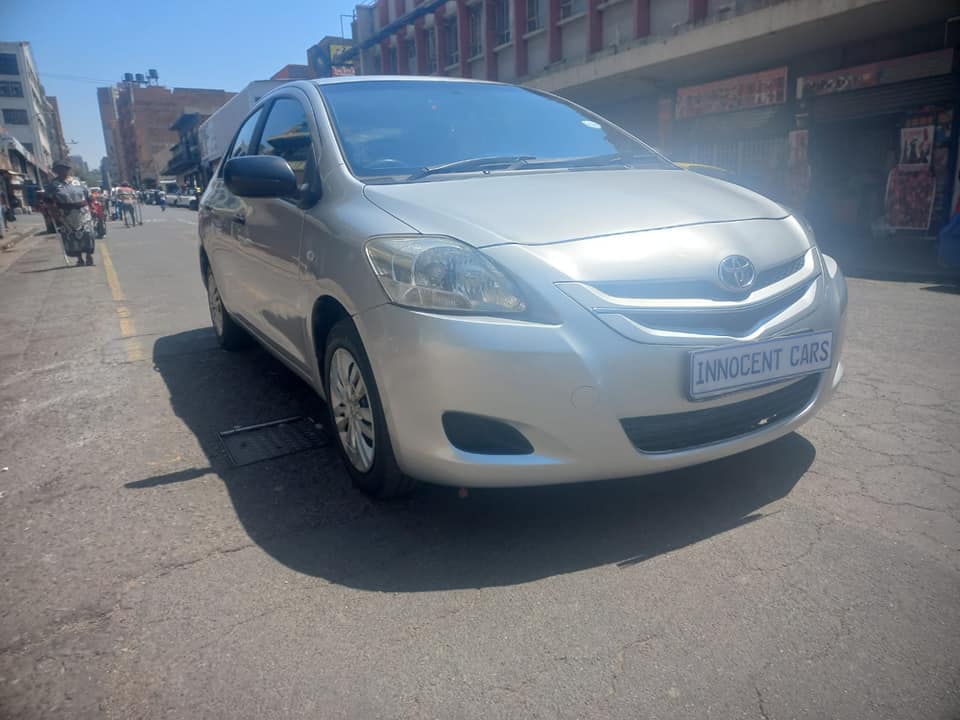2007 TOYOTA YARIS SEDAN T3 PETROL, SILVER COLOUR, MANUAL, MILEAGE 96000KM