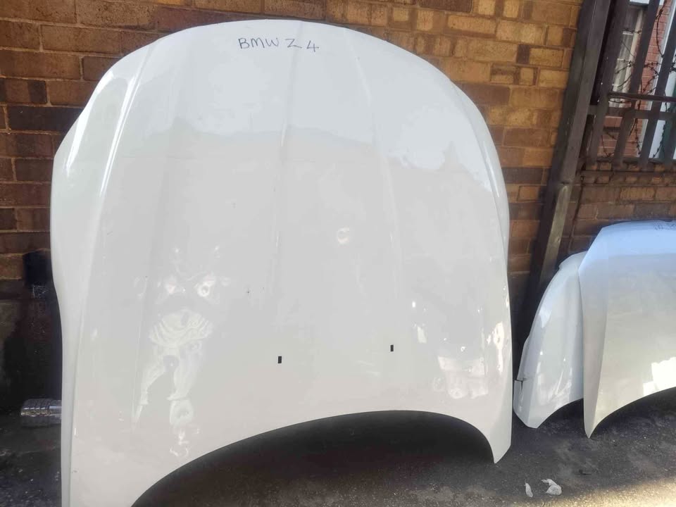 BMW Z4 bonnet - Private Seller BMW Z4 bonnet - Private Seller